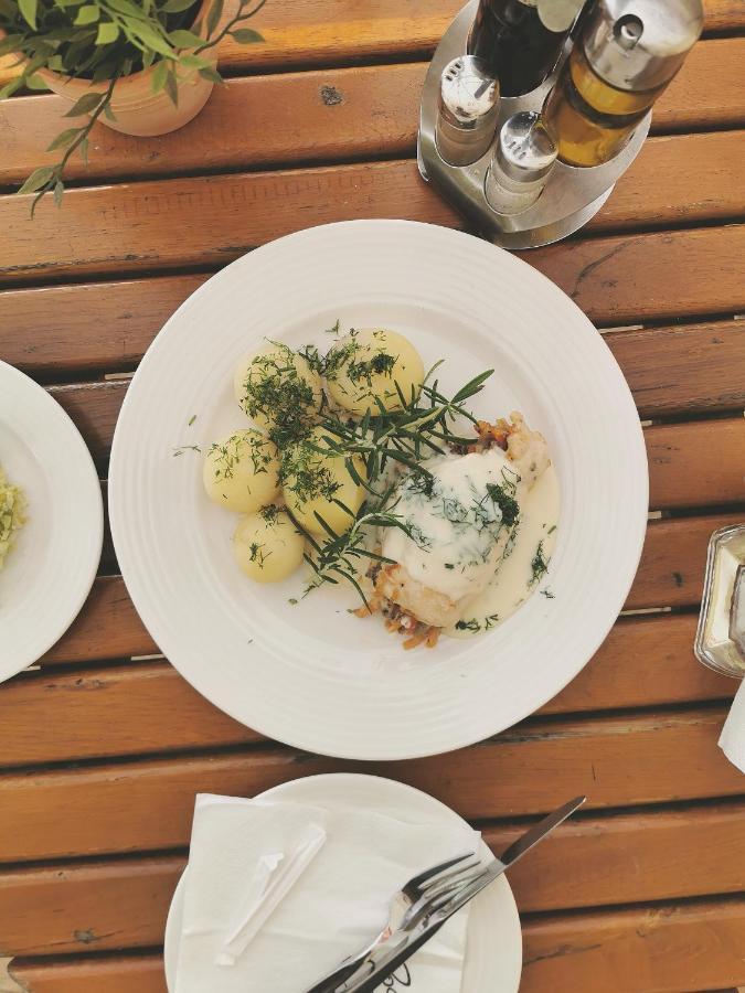 Hotel I Restauracja Pod Skala Jaslo Екстер'єр фото
