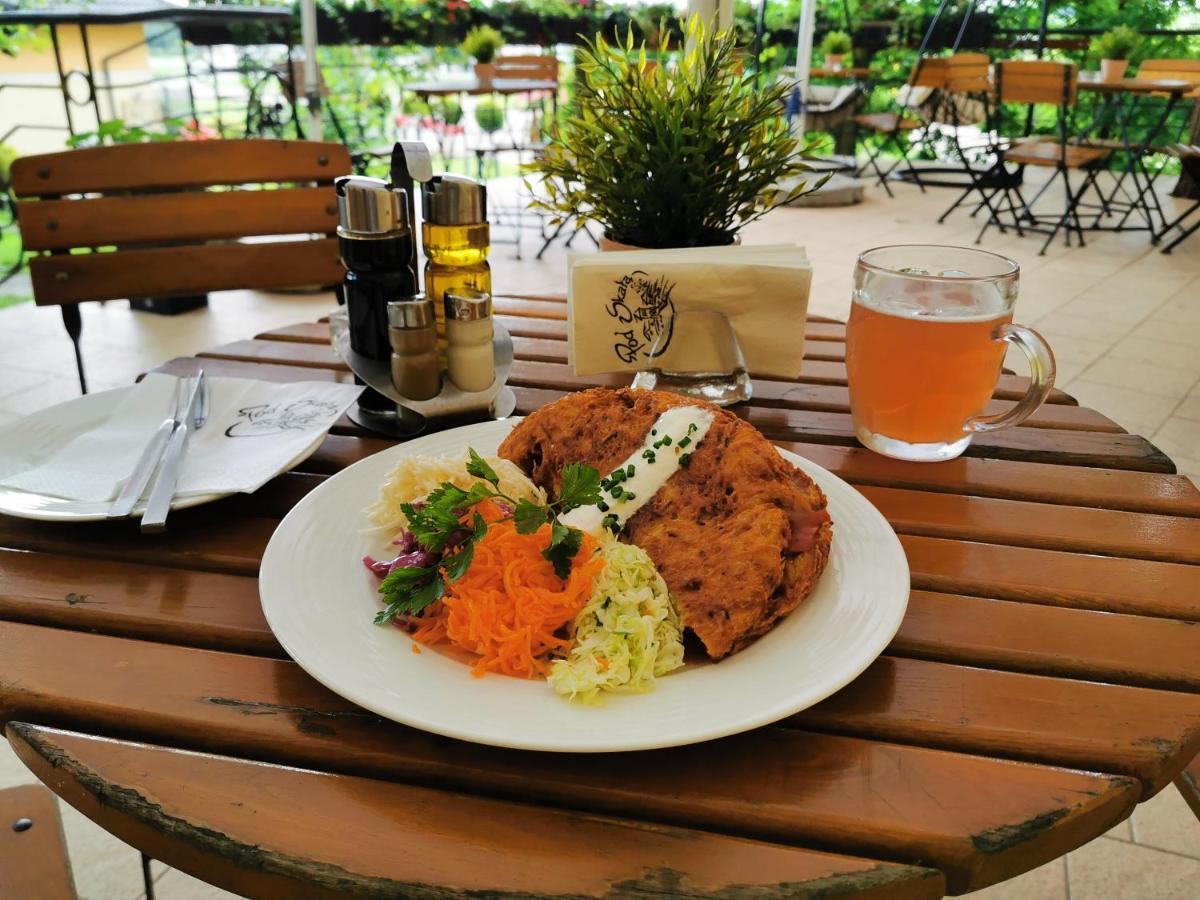 Hotel I Restauracja Pod Skala Jaslo Екстер'єр фото