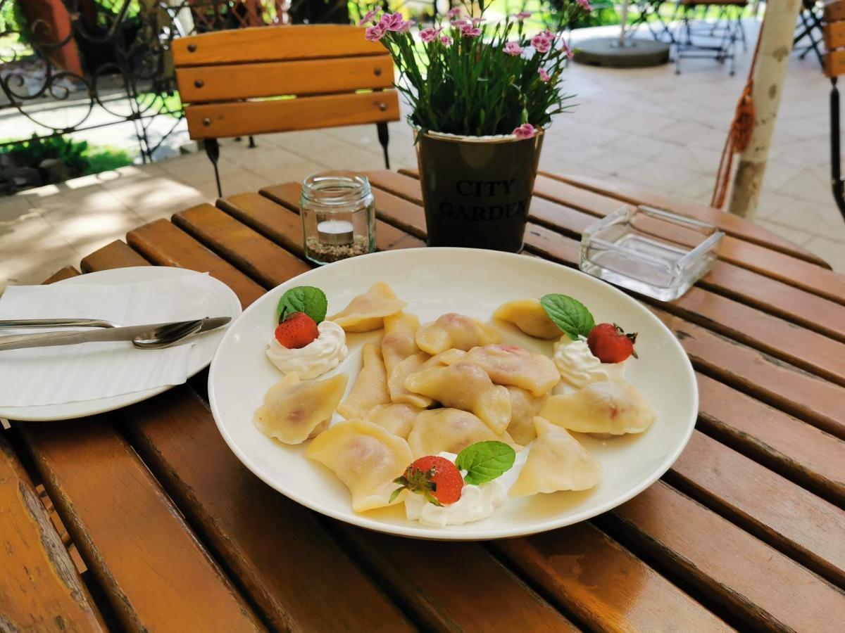 Hotel I Restauracja Pod Skala Jaslo Екстер'єр фото